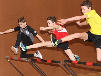Der Nachwuchs aus dem Leichtathletik-Kreis Rhön/Saale zeigte sich von seiner besten Seite bei den Hallen-Meisterschaften. Reinhold Nürnberger