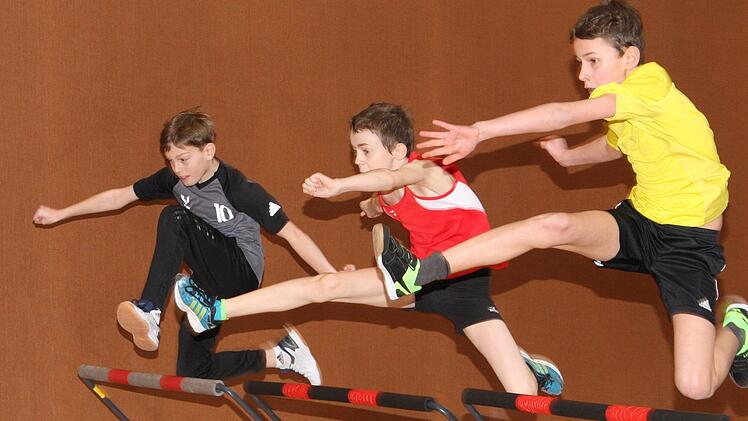 Der Nachwuchs aus dem Leichtathletik-Kreis Rhön/Saale zeigte sich von seiner besten Seite bei den Hallen-Meisterschaften. Reinhold Nürnberger