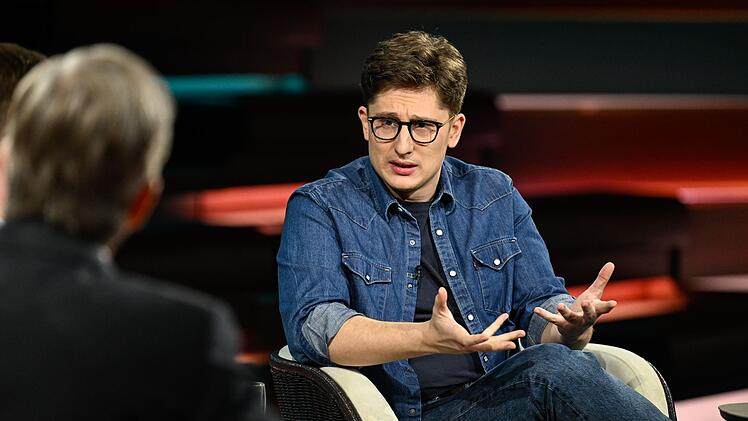 Bei "Markus Lanz" forderte Juso-Chef Philipp T&uuml;rmer einen Spitzensteuersatz von 56 Prozent, um die arbeitende Mitte zu entlasten.