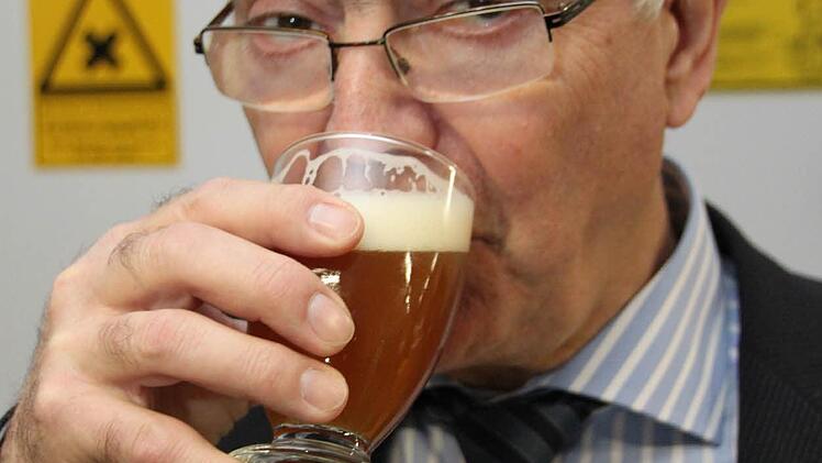 ... Schulleiter Joachim Meier ...