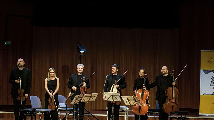 Begeisterten Applaus erhielt das Sestetta Stradivari beim Gastspiel im Coburger Kongresshaus Rosengarten.Foto: Jochen Berger
