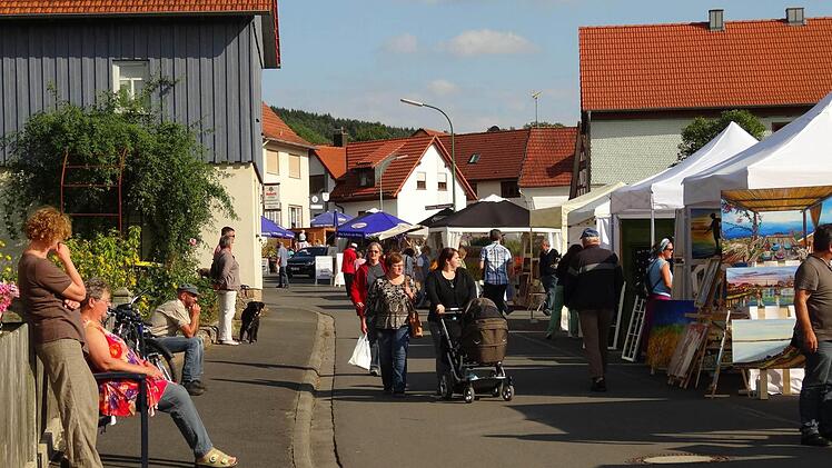 Vom 9. bis zum 16. August, gibt es täglich, von 11 bis 18 Uhr, Kunst und Kreatives im Malerdorf Kleinsassen. Foto: Marion Eckert