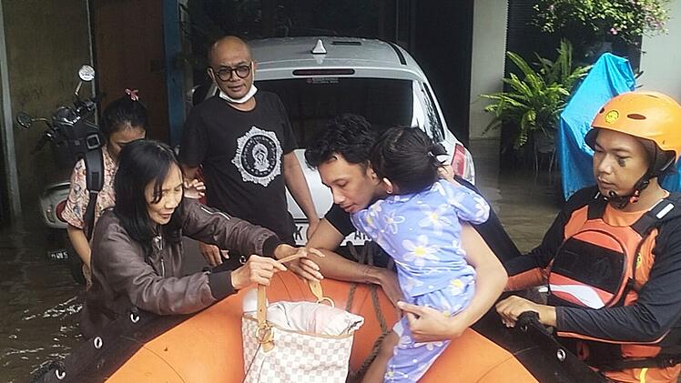 Überflutungen auf Bali