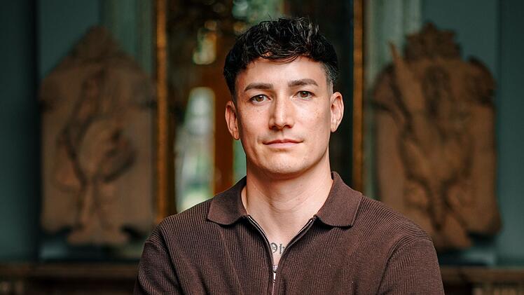 Weil "er so still ist", wurde Marcel Nguyen von f&uuml;nf seiner Mitstreiter nominiert. Von zu vielen - er schied aus und verabschiedete sich.