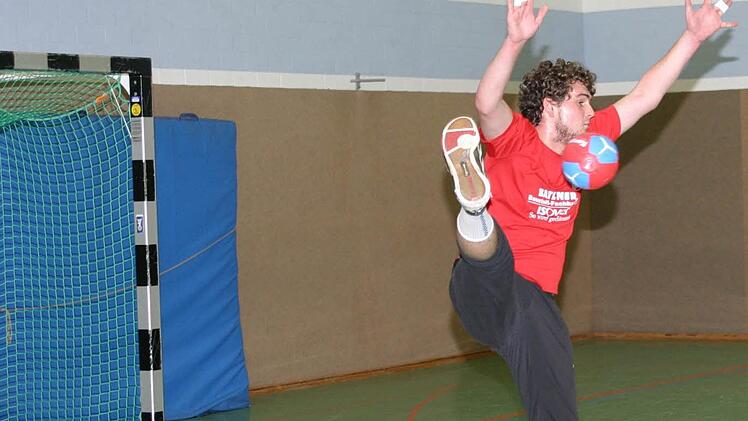 Aus dem stark spielenden Eberner Team ragte TV-Torwart Robert Bartsch heraus, der der Matchwinner war.