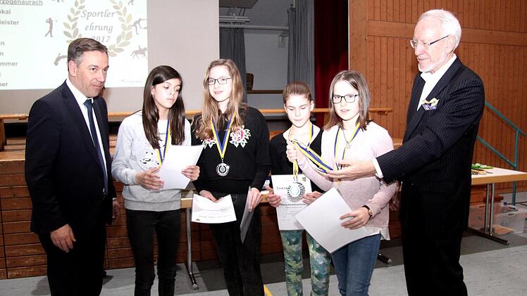 6er Einrad Schülerinnen U13 - 2. Platz Bundespokal 1. Bayerischer Meister in 6er Einrad   Foto: Richard Sänger