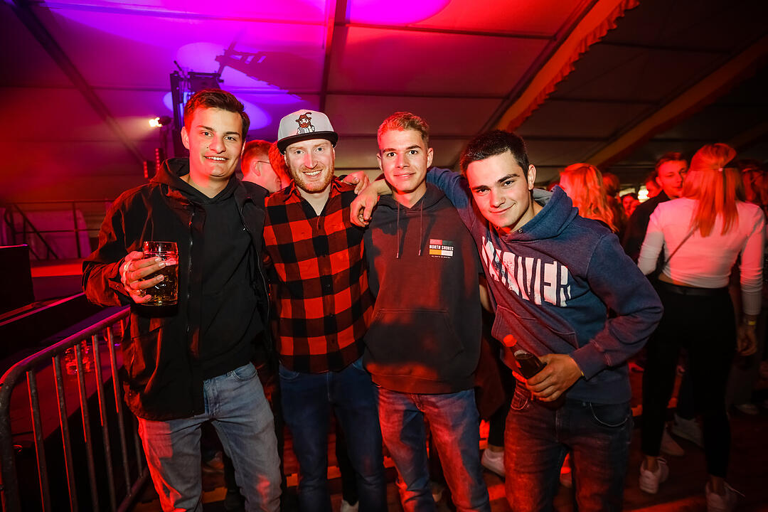 Weinfest Opening Party mit DJ Matze und Franky