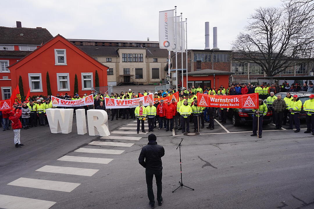 Warnstreik IG Metall in Kitzingen