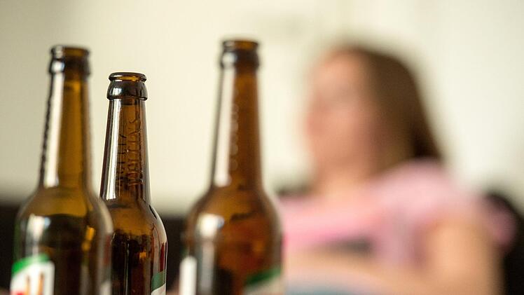 Seit 30 Jahren gibt es in Kulmbach den Suchtarbeitskreis.Symbolbild: Jens Büttner/dpa