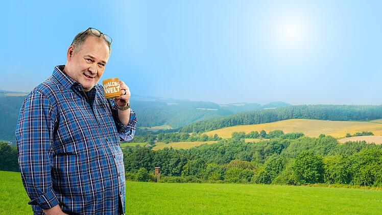 In der Eifel zuhause: Waldi betreibt auf dem Land einen Antikhof.