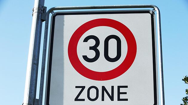 Symbolbild: Bernd W&uuml;stneck/dpa