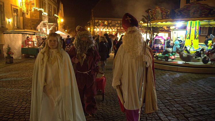 Impressionen vom Seßlacher Adventsmarkt.