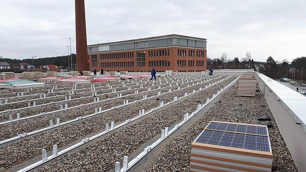 Der Bau der Photovoltaikanlagen hat vor einigen Tagen begonnen.    Foto: Marc St&ouml;tzer