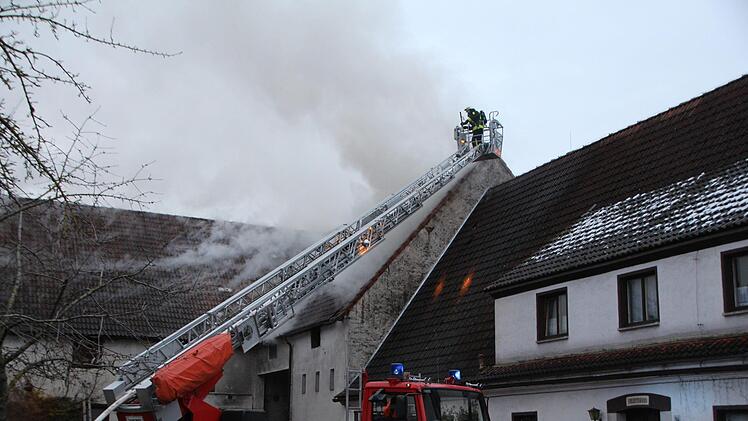 In diesem Stall in Dutendorf brach das Feuer aus.  Foto: Andreas Dorsch