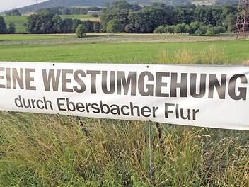 Protestplakat gegen die Westumgehung von Neunkirchen am Brand  Foto: Josef Hofbauer