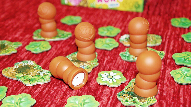 Kinderspiel-Tipp: Da kommt der Wurm raus  im Test - originelle Memory-Variante