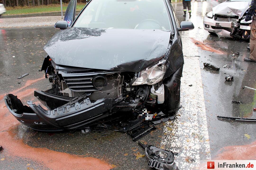 Kreis Fürth: Zwei Autos kollidieren bei Cadolzburg