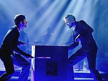 Die Percussion-Formation "Double Drums" gastiert am 29. September im Kurtheater.  Foto: Andreas Lander