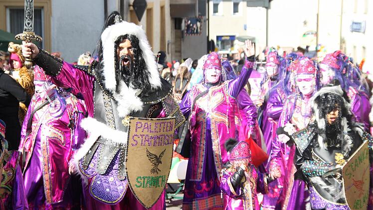 Marktplatztreiben in Stadtsteinach Foto: Jürgen Gärtner