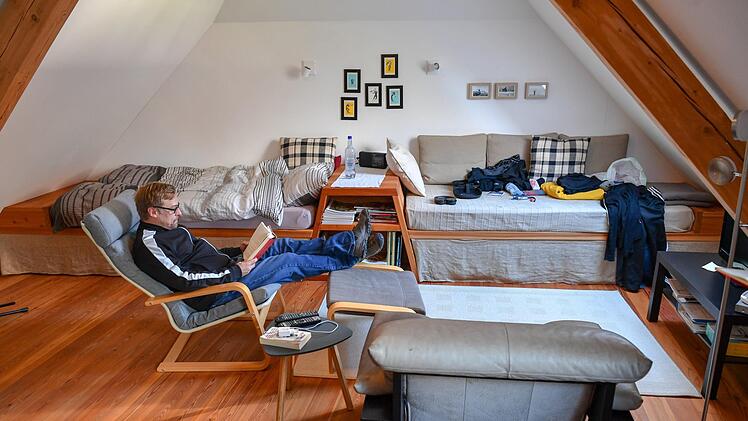 Feierabend nach dem Gitarrenbau-Tag in der Ferienwohnung
