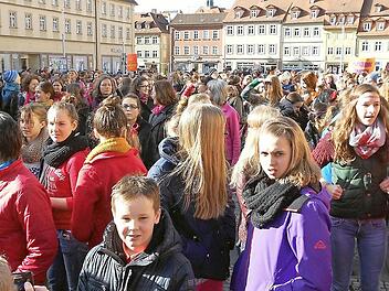 "One Billion Rising" auf dem Maxplatz. Archivfoto: Ille Binting