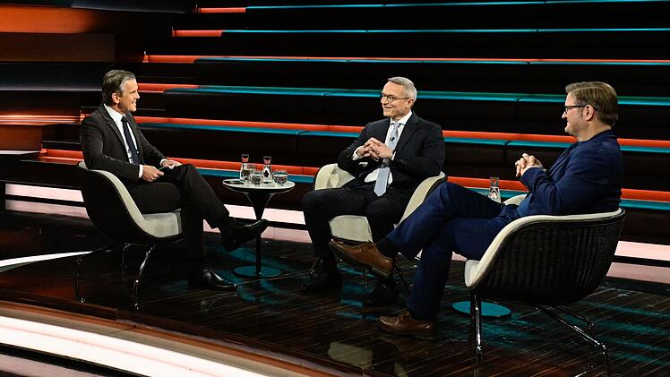 ZDF-Moderator Markus Lanz debattierte in seiner Sendung mit Karsten Wildberger (Mitte) und Michael Bröcker über die Modernisierungsagenda der schwarz-roten Koalition.