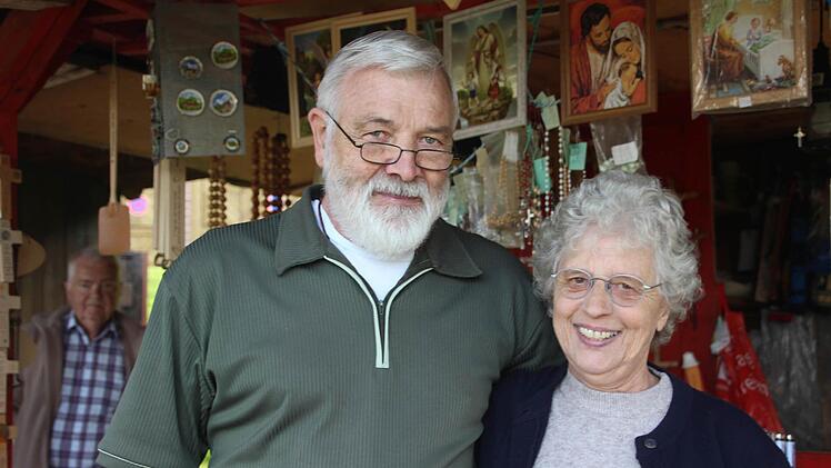 Berthold und Silvya Mathes sagen leise Servus.
