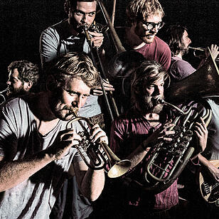 LaBrassBanda: 26.07.2019, Schloss Tambach. Foto: Atelier Poschauko & Stefan Bausewein