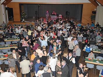 Nichts verloren an Beliebtheit hat der Winterball der Landwirte in der Rudolf-Mett-Halle in Königsberg, der dort in diesem Jahr zum 21. Mal stattfand.