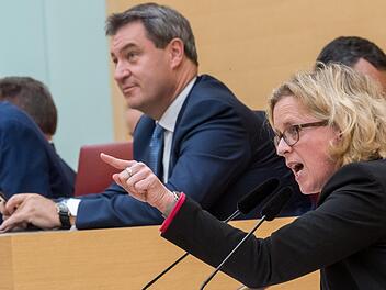 Die Landtagswahl 2018 in Bayern rückt immer näher. Viele Politiker bringen sich mit Forderungen und Programmen zur Verbesserung in Stellung. Doch ist wirklich alles wahr, was bei diversen Debatten behauptet wird? inFranken.de macht den Faktencheck! Foto: Peter Kneffel/dpa