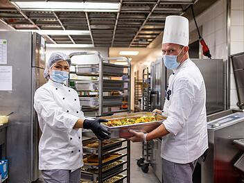 Uniklinik W&uuml;rzburg f&uuml;hrt neuen Speiseplan mit einem besonderen Tag ein: "Absolute Premiere"