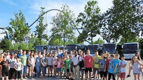 Die Jugendlichen, die am Ausflug des B&uuml;rgerlichen Sch&uuml;tzenvereins Elfershausen teilgenommen haben.  Foto: Sch&uuml;tzenverein