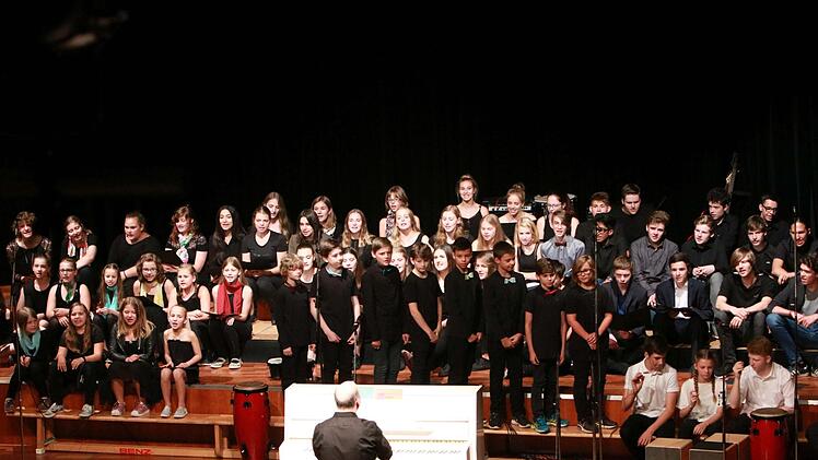 Impressionen vom Sommerkonzert des Gymnasiums Ernestinum im Coburger KongresshausFoto: Jochen Berger
