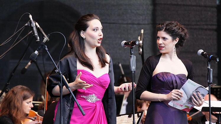 Duett der beiden Solistinnen Noa Danon und  Lucia Cervoni.