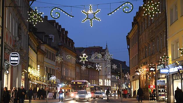 Lichterzauber in der Langen Stra&szlig;e Foto: Ronald Rinklef