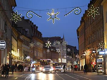 Lichterzauber in der Langen Straße Foto: Ronald Rinklef