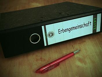 Große Erbengemeinschaften sind auch im Landkreis Bad Kissingen immer wieder ein Problem. Foto: Heike Beudert