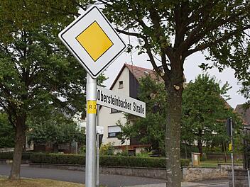 Der Ausbau der Obersteinbacher Straße in Untersteinbach schreitet voran. Der Gemeinderat Rauhenebrach konnte bei seiner Sitzung am Dienstag bereits den Auftrag für die Straßenbeleuchtung vergeben. Foto: Sabine Weinbeer