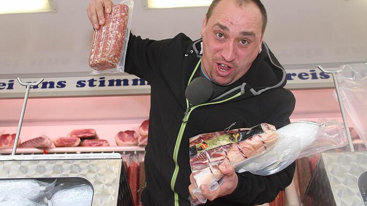 Immer noch eins drauf packen - das ist die Verkaufsstrategie von den mobilen Händlern.