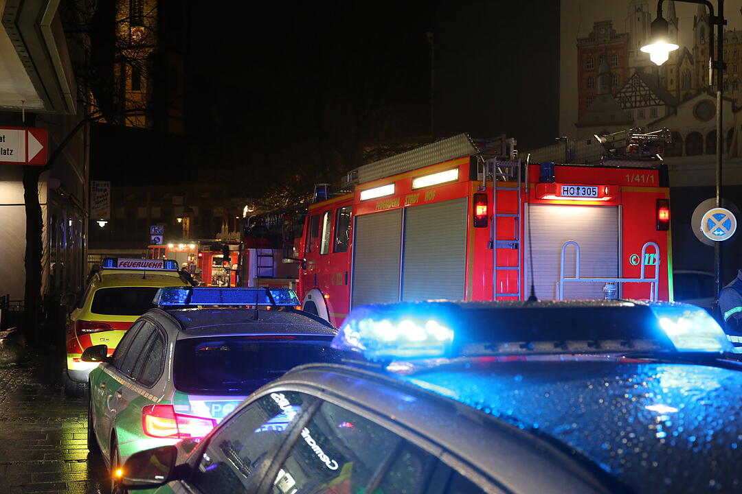 Hof: Schwerverletzter bei Wohnungsbrand