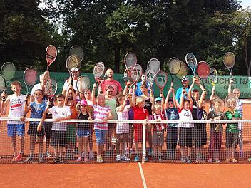 Kinder beim Ferienprogramm  Foto: Tennisclub Rot Weiß