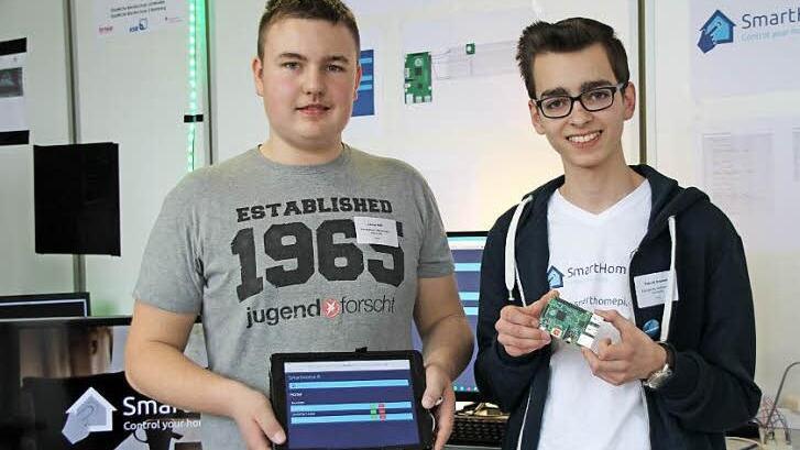 Jonas Heß und Patrick Dressel, Arnoldgymnasium Neustadt.  Fotos: Annika Seidel; Oberfranken Offensiv e.V.