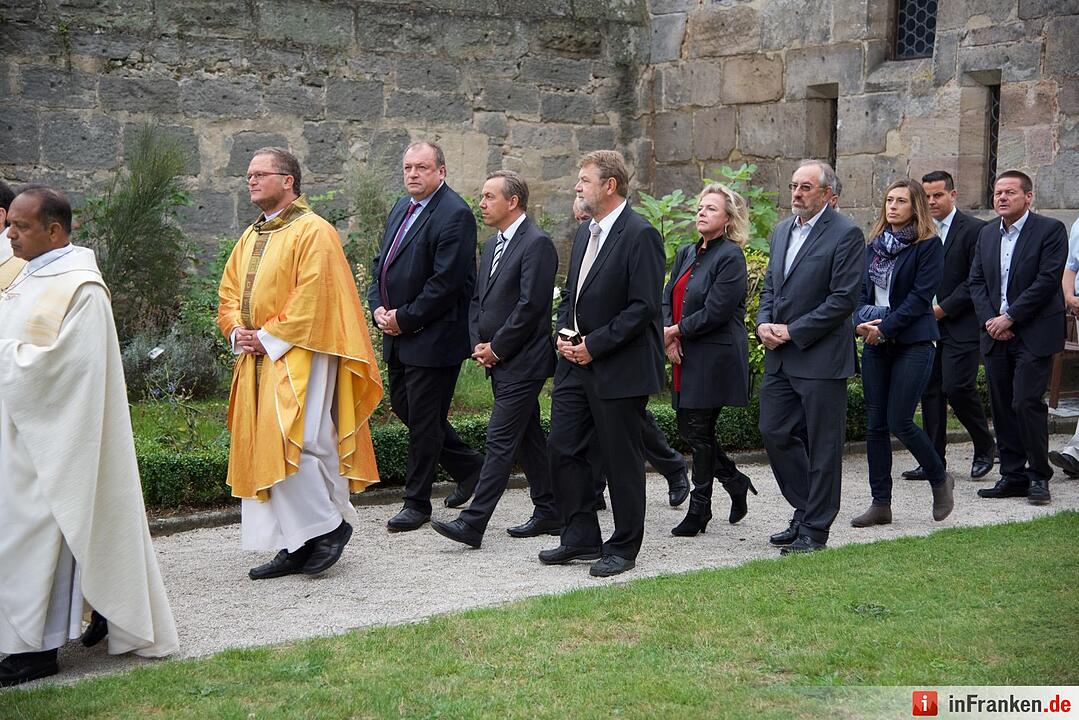Nach einjähriger Kirchensanierung: Hannberg feiert die Wiedereröffnung der Wehrkirche der Pfarrei Geburt Mariens Hannberg