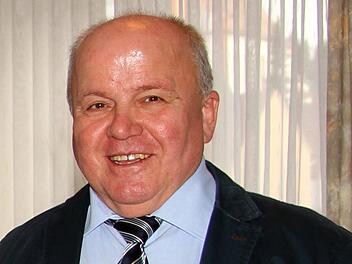 Der Kirchlauterer Bürgermeister Karl-Heinz Kandler  Günther Geiling