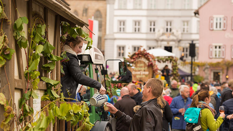 Iphofen: Stadt lädt zu Abschlussfeier der Weinlese ein - Programm und Infos zur "Letzten Fuhre"