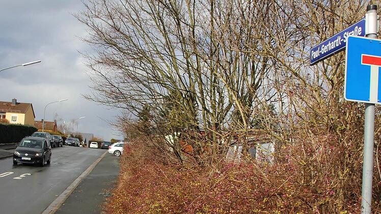 Rund um die Paul-Gerhardt-Straße in Kulmbach-Weiher kam es am Montag zu einem Großeinsatz der Polizei. Foto: Matthias Beetz
