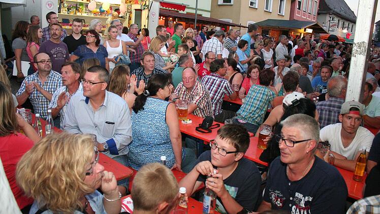 Beim Höchstadter Altstadtfest war die gute Stimmung förmlich greifbar. Foto: Evi Seeger