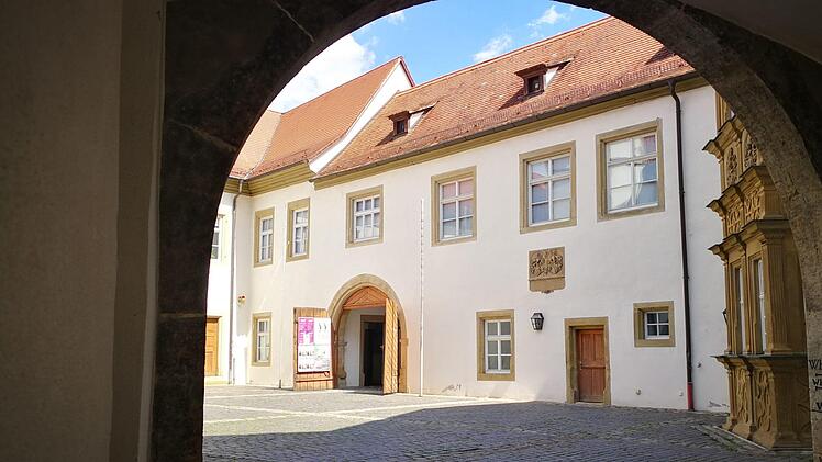 Wer den Schlosshof für Veranstaltungen mieten will, muss 150 Euro zahlen. Vereine, Institutionen und Initiativen bekommen einen Zuschuss in Höhe von 50 Prozent von der Stadt. Kilian Düring