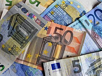 Änderungen im April: Mindestlohn, Steuern, Reifenpreise und mehr - das gilt jetzt und das ändert sich