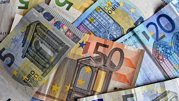 Änderungen im April: Mindestlohn, Steuern, Reifenpreise und mehr - das gilt jetzt und das ändert sich